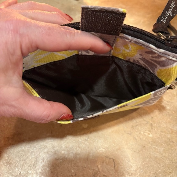 COPY - Thirty-One Floral Wristlet Clutch - Picture 4 of 14